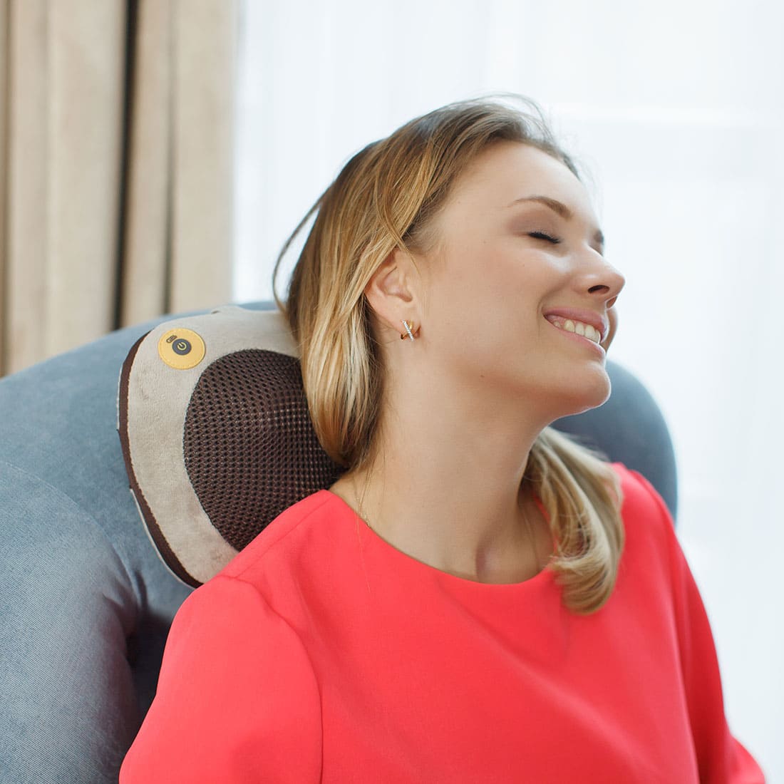 Массажная подушка uShiatsu GESS-129, 3D массаж,подогрев, сеть/автоадаптер купить в OrtoMir24