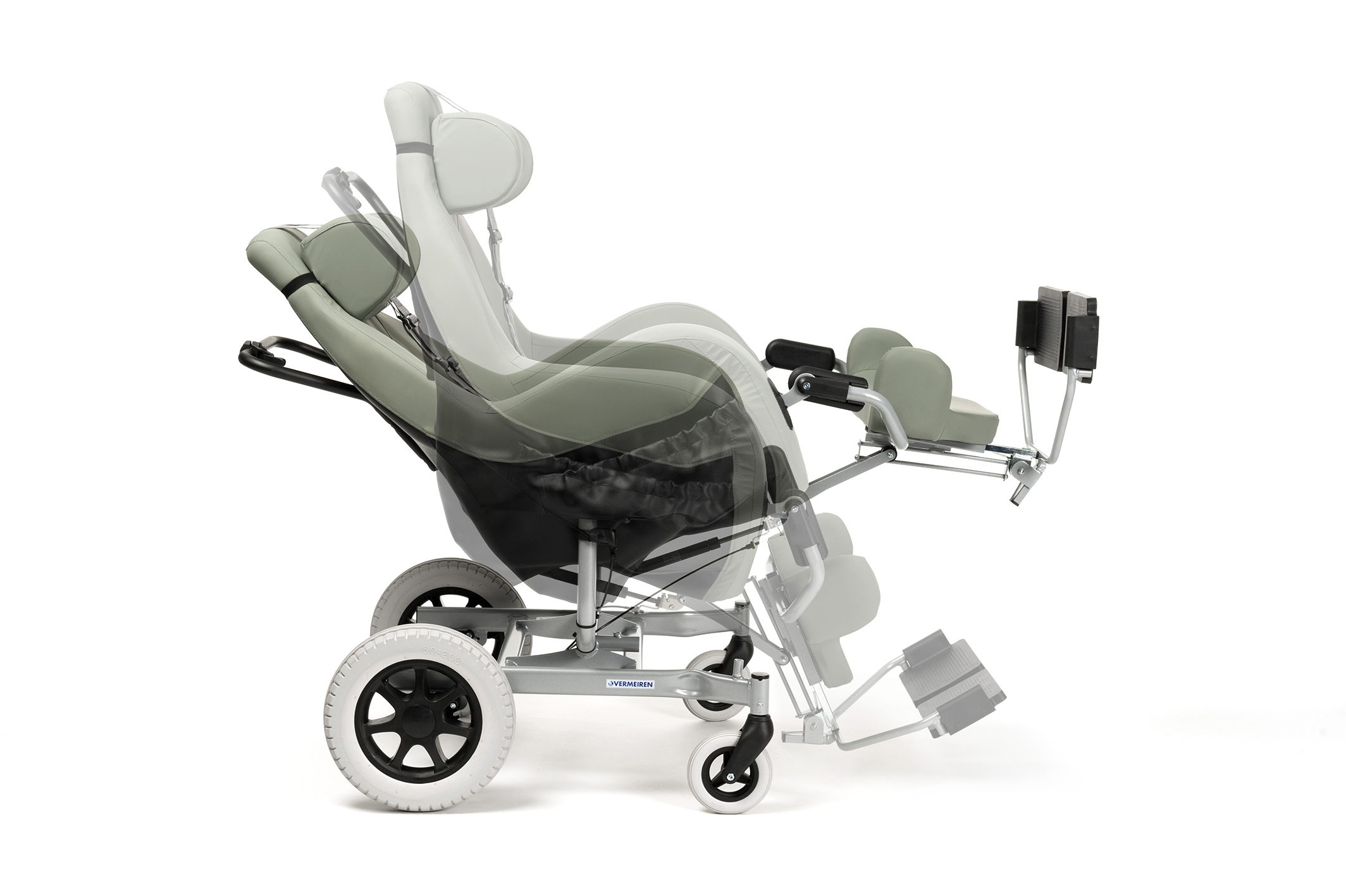 Кресло-коляска механическая многофункциональная Coraille XXL Vermeiren купить в OrtoMir24