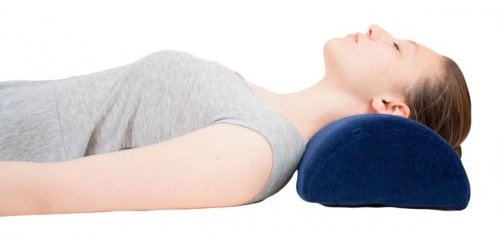 Универсальная подушка-валик HALBROLLE KISSEN Hilberd, 50х20х11 см купить в OrtoMir24